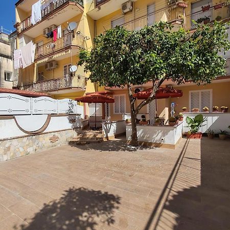 Double Free Parking Anna Verra Cottage Marano di Napoli Exteriör bild